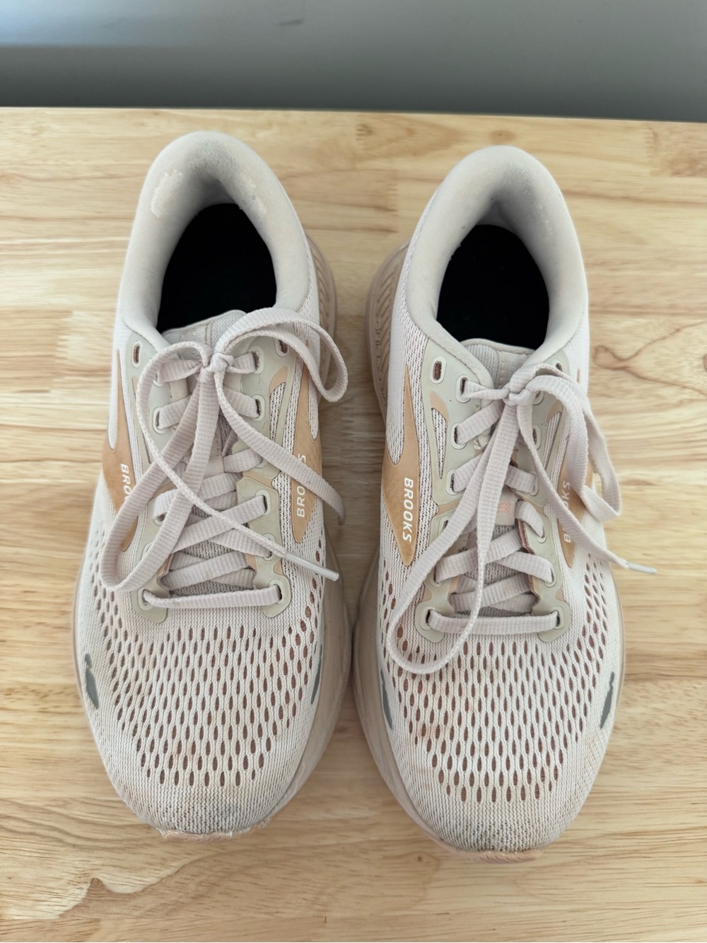 Brooks Women’s Adrenaline GTS 23 Running Shoes in a Peach Colorway